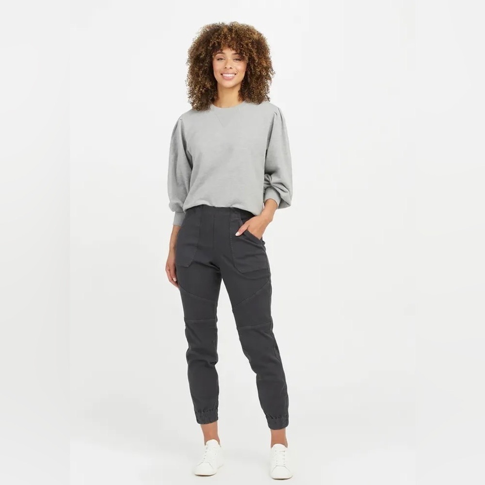 Spanx‎ Stretch Twill Cargo Jogger in Washed Black L - Picture 2 of 8
